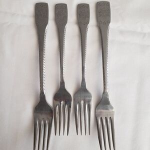 Rogers Insilco Fashion Stainless INS113 Eagle Stars Silverware  Flatware 4 Forks